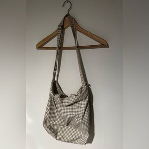 BAGGU DUCK BAG WITH SNAP CLOSURE